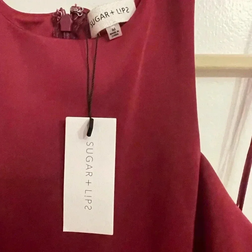 SugarLips burgundy cutout dress Medium NWT - Picture 3 of 3